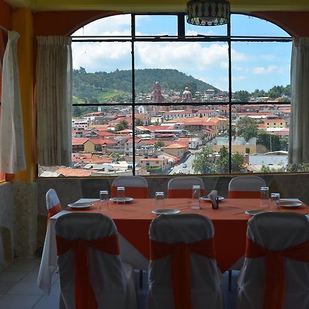Hotel Restaurante Los Arcos Tlalpujahua de Rayón エクステリア 写真